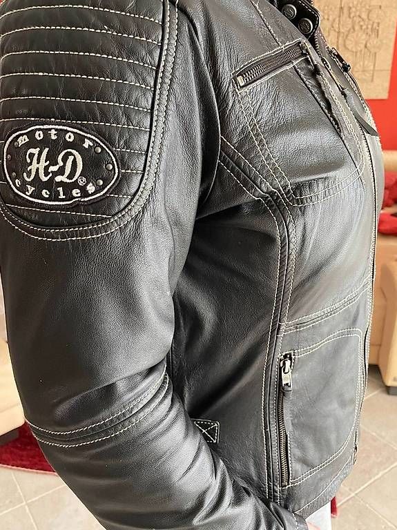 Giacche: veste Harley Davidson dame taille L ( XL) – Usato da Cheseaux-Lausanne venduto da jea_6j9y 2