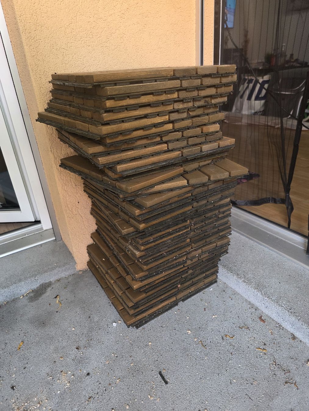 Rivestimenti per pavimenti: IKEA RUNNEN Bodenrost – Usato da Geuensee venduto da Jan_7__ 2