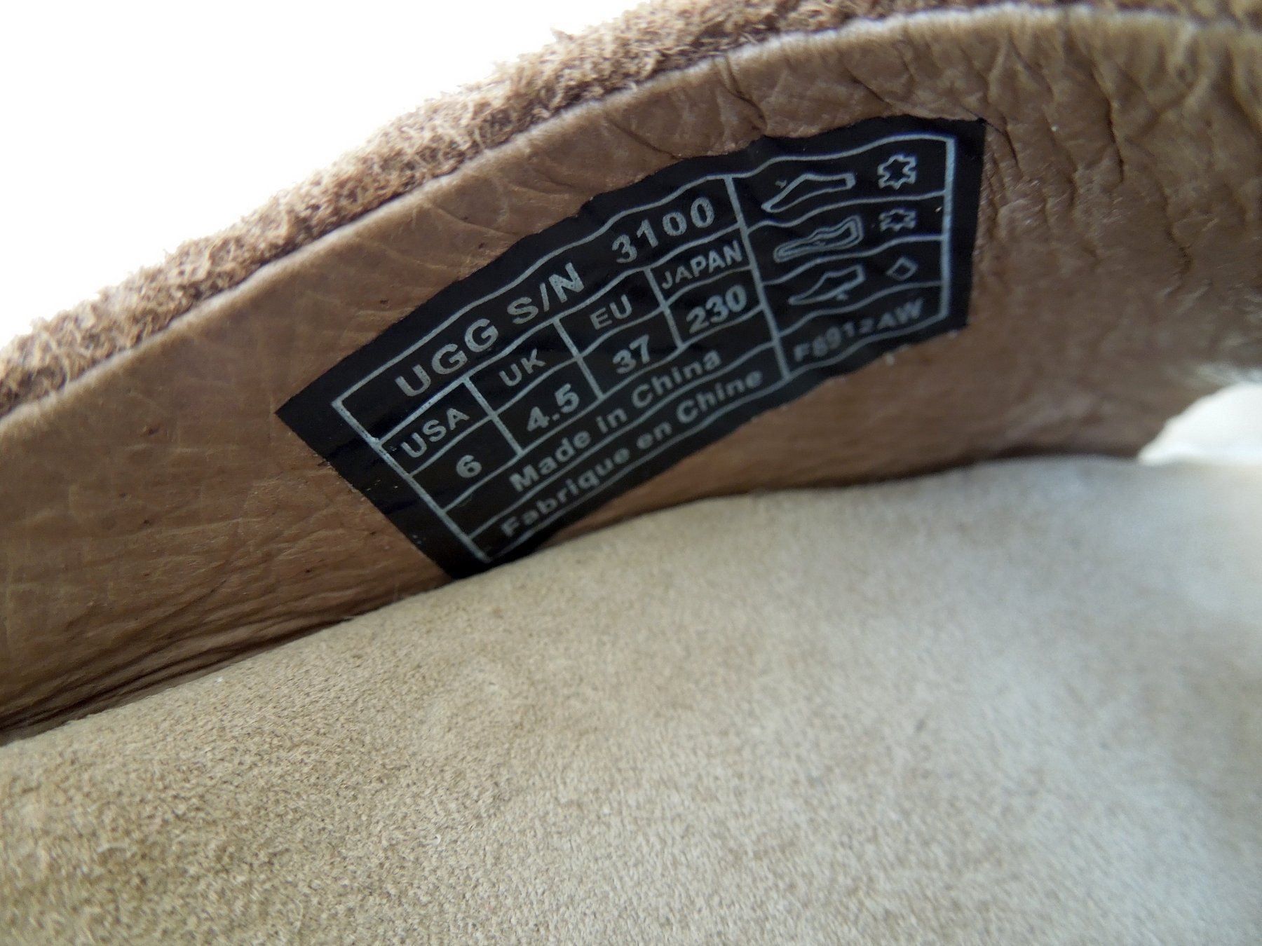 Ugg Damenschuhe: UGG Sandalen Mule Grösse 37 NEU – Neu (gemäss Beschreibung) aus Meiringen von luanik 5