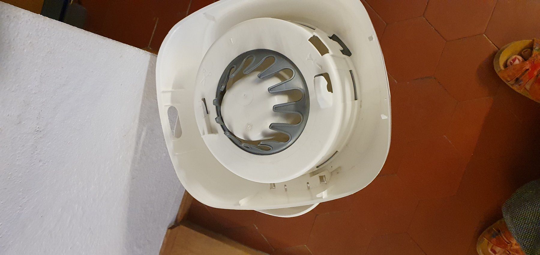 Cestini per rifiuti: Tommee Tippee Sangenic Windeleimer – Usato da frick venduto da Vikita0 1
