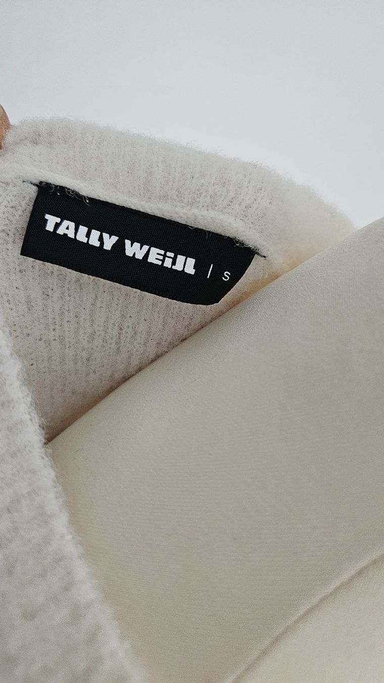 Pullover & Sweatshirts: Langarmshirt – Gebraucht aus Bülach von Recherchieren 4