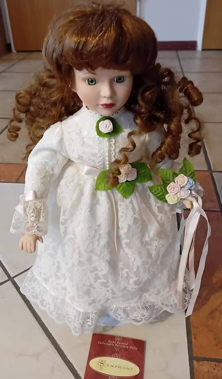Bambole: Puppe "Sophie" 45 cm mit Puppenständer – Usato da Känerkinden venduto da Bdegen 2