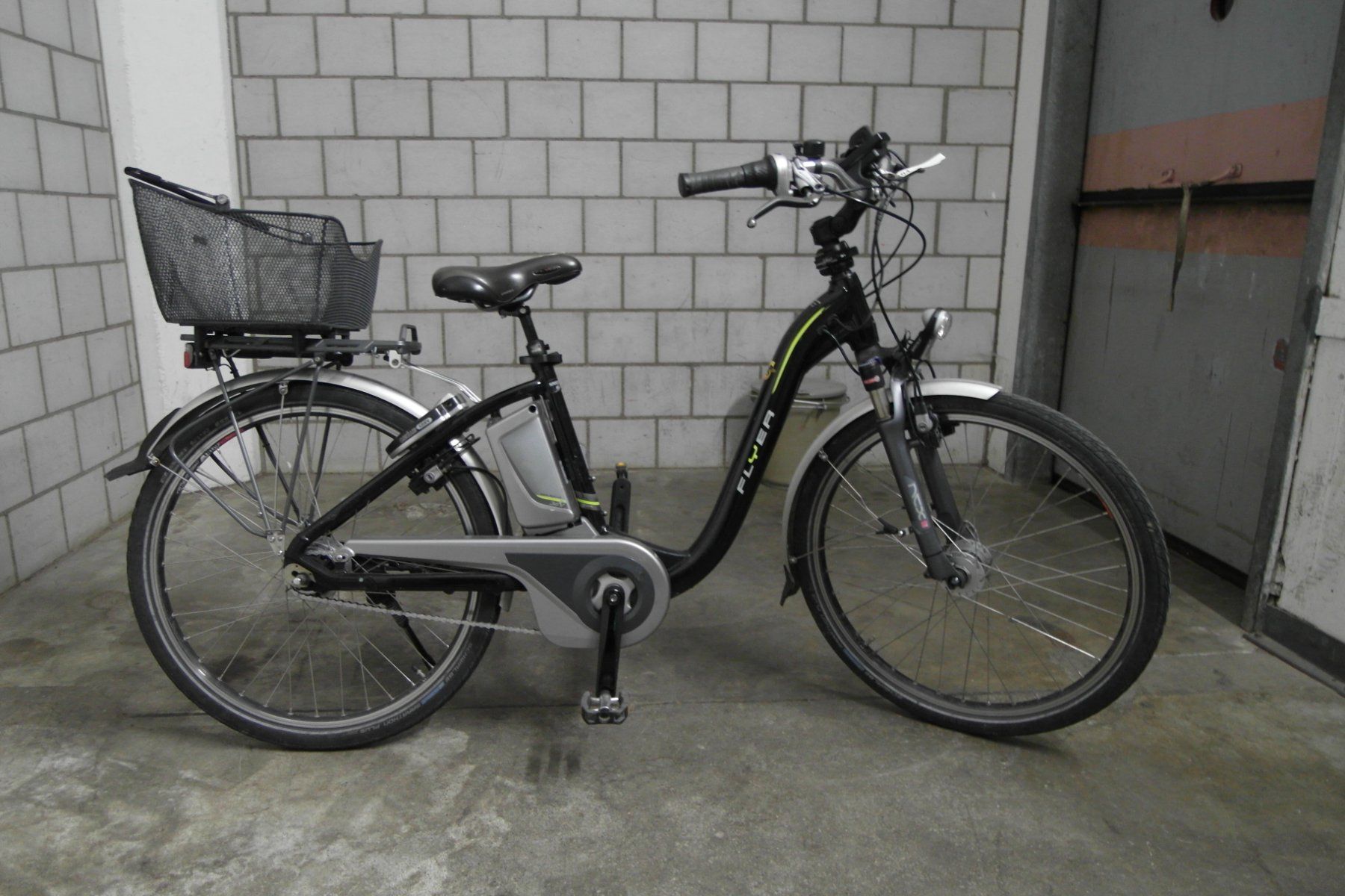 Flyer Vélos: Flyer E-Bike – D'occasion à Thun par occasionvelothun