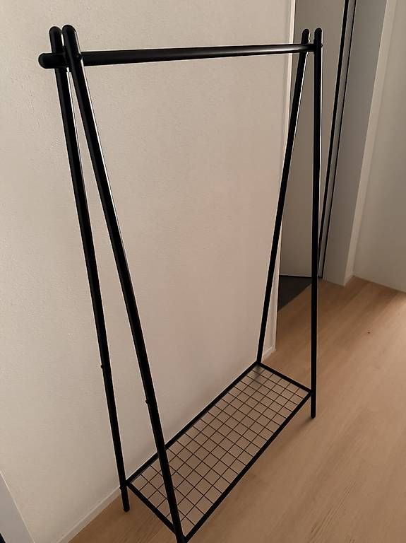 Porte manteau: Garderobenständer  – D'occasion à Kloten par ann_b29x 1