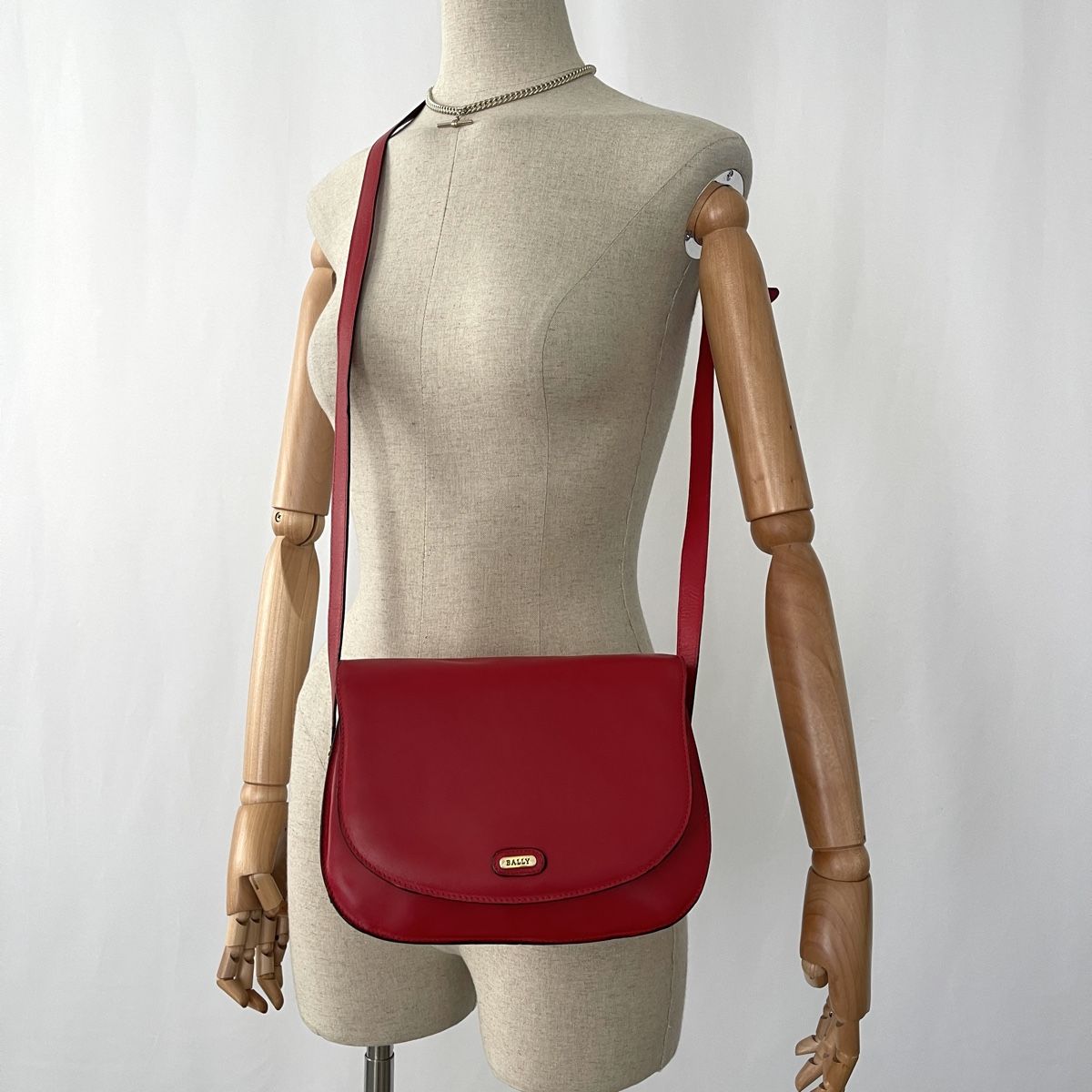Bally Taschen für Damen: BALLY Vintage Bag – Gebraucht aus Emmen von Avviivva_Com2023 1