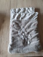 Kuscheliger Winter-Fusssack, grau mit Sternen
