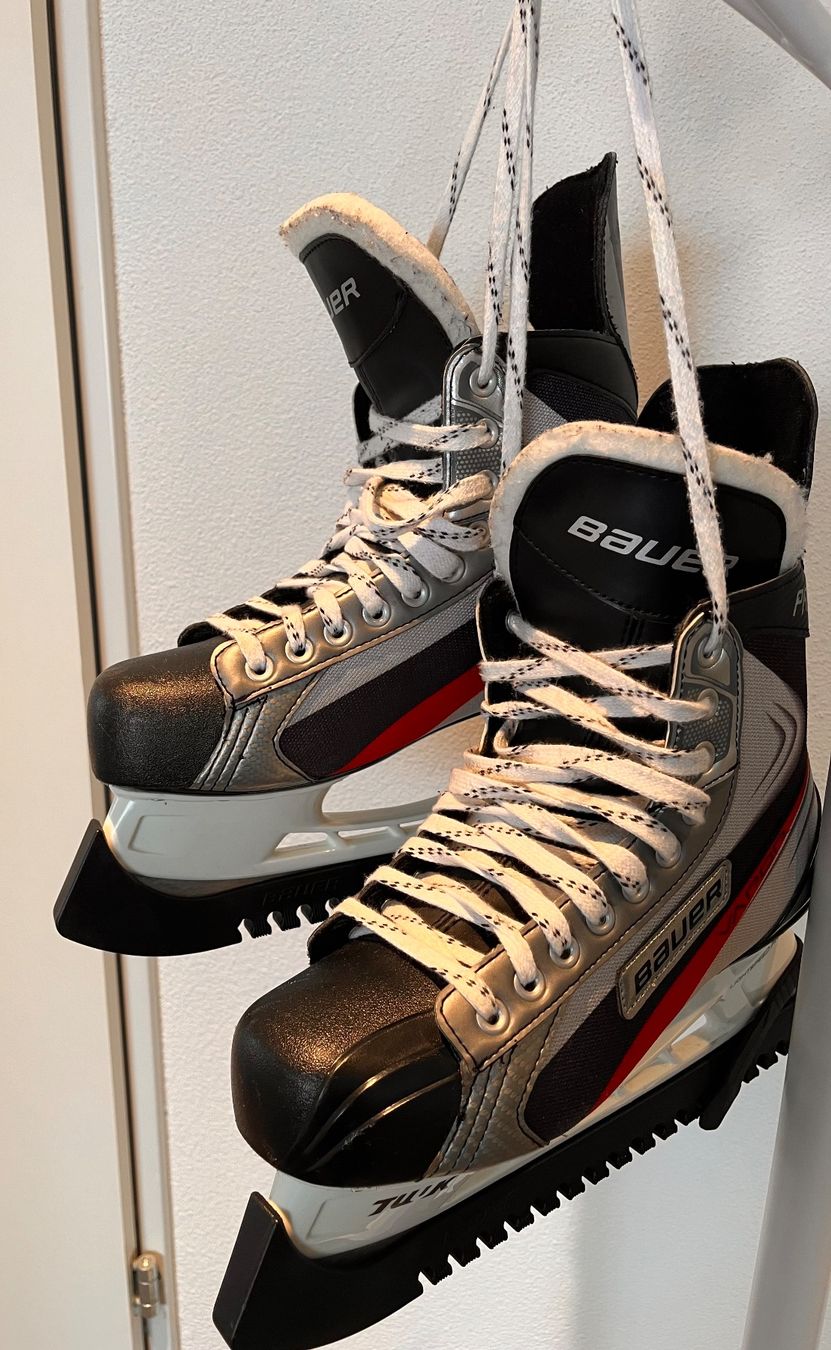 Bauer Pattini da ghiaccio: Bauer Eishockey-Schlittschuhe – Usato da Hinwil venduto da Oivil04