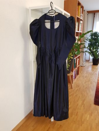 Robe de scène ou de bal violine T34