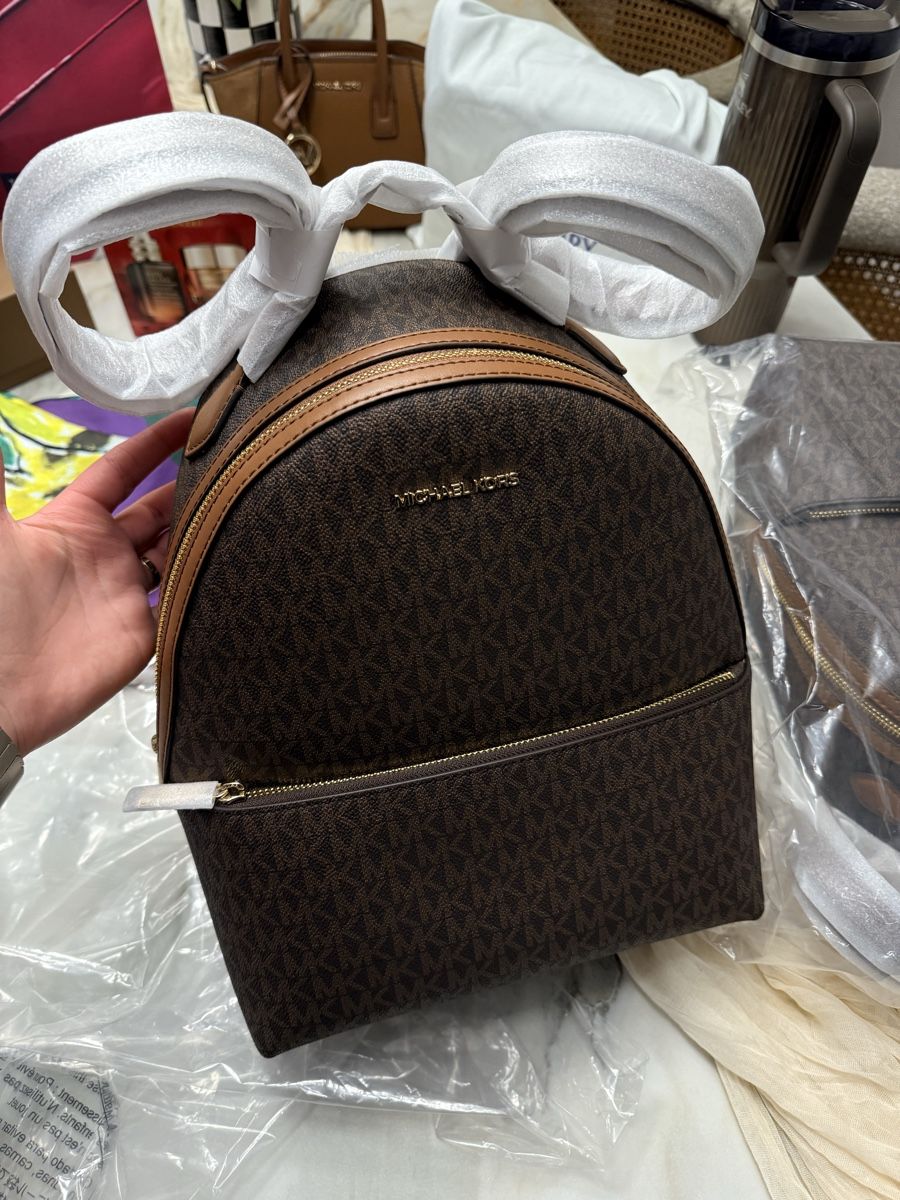 Michael Kors Zaini: Michael Kors Rucksack Neu – Nuovo e nell'imballaggio originale da Döttingen venduto da SenKirman 6