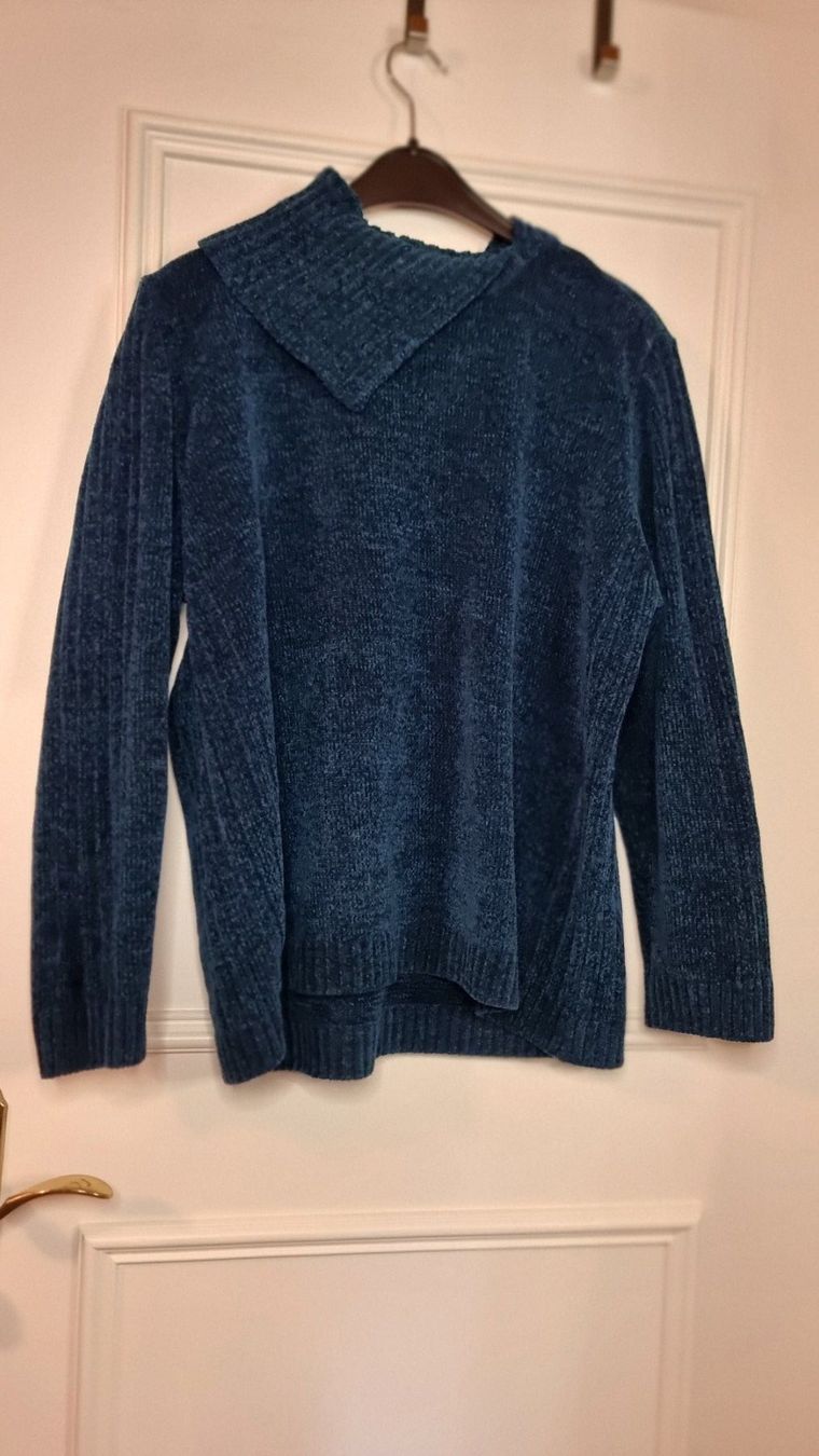 Pullover & Sweatshirts: Kuscheliger Winterpullover, Blau Gr. 40-L – Gebraucht aus Wald ZH von CapLux 3