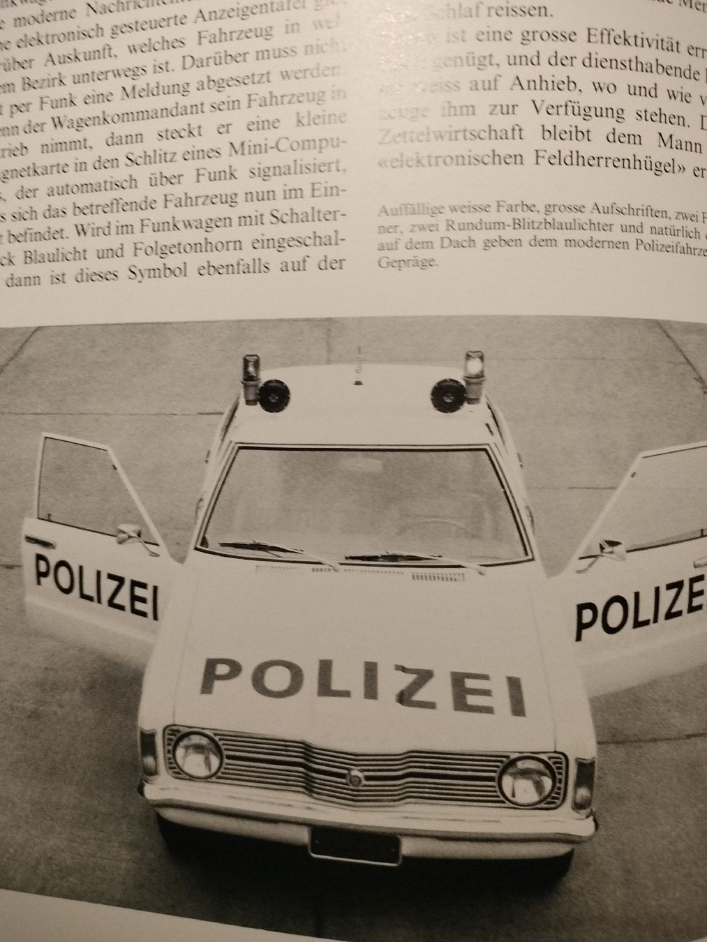 Libri: Altes Polizei Buch von 1976 – Usato da Schwanden Sigrisw venduto da cadieux71 5