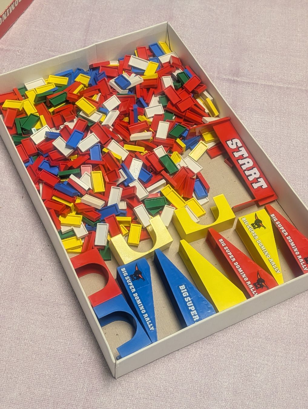 Jeux: Big Super Domino – D'occasion à Uetendorf par s4-61 2