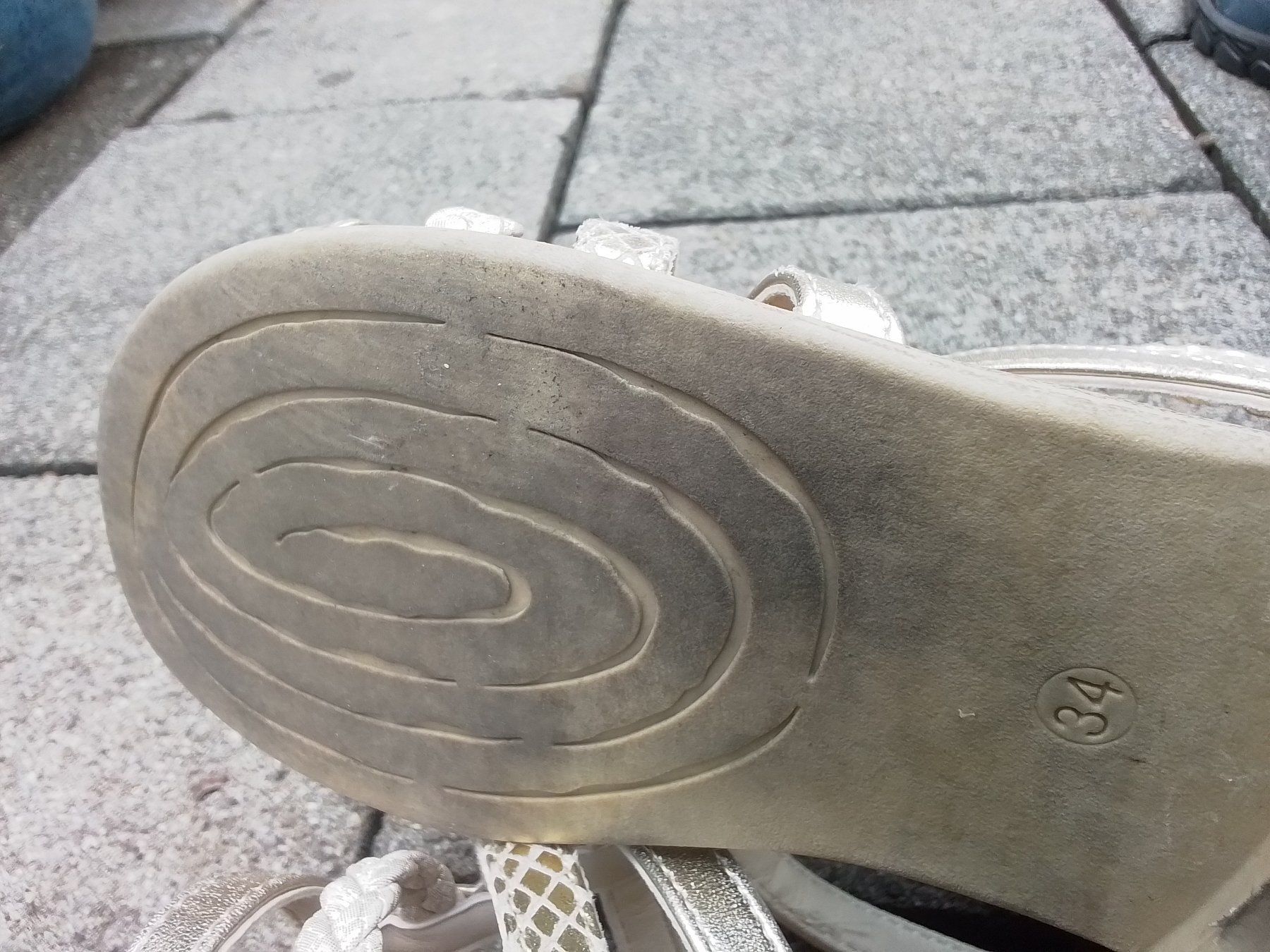Schuhe für Mädchen: 3 Stk. Sandaletten 33/34 – Gebraucht aus Heimberg von sunny1970 4
