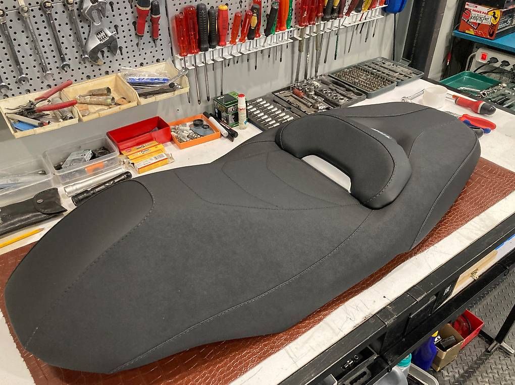 Tutti i ricambio per moto: Selle  X-MAX Yamaha 2018-2022 – Usato da Genève venduto da Bellameccanica 4