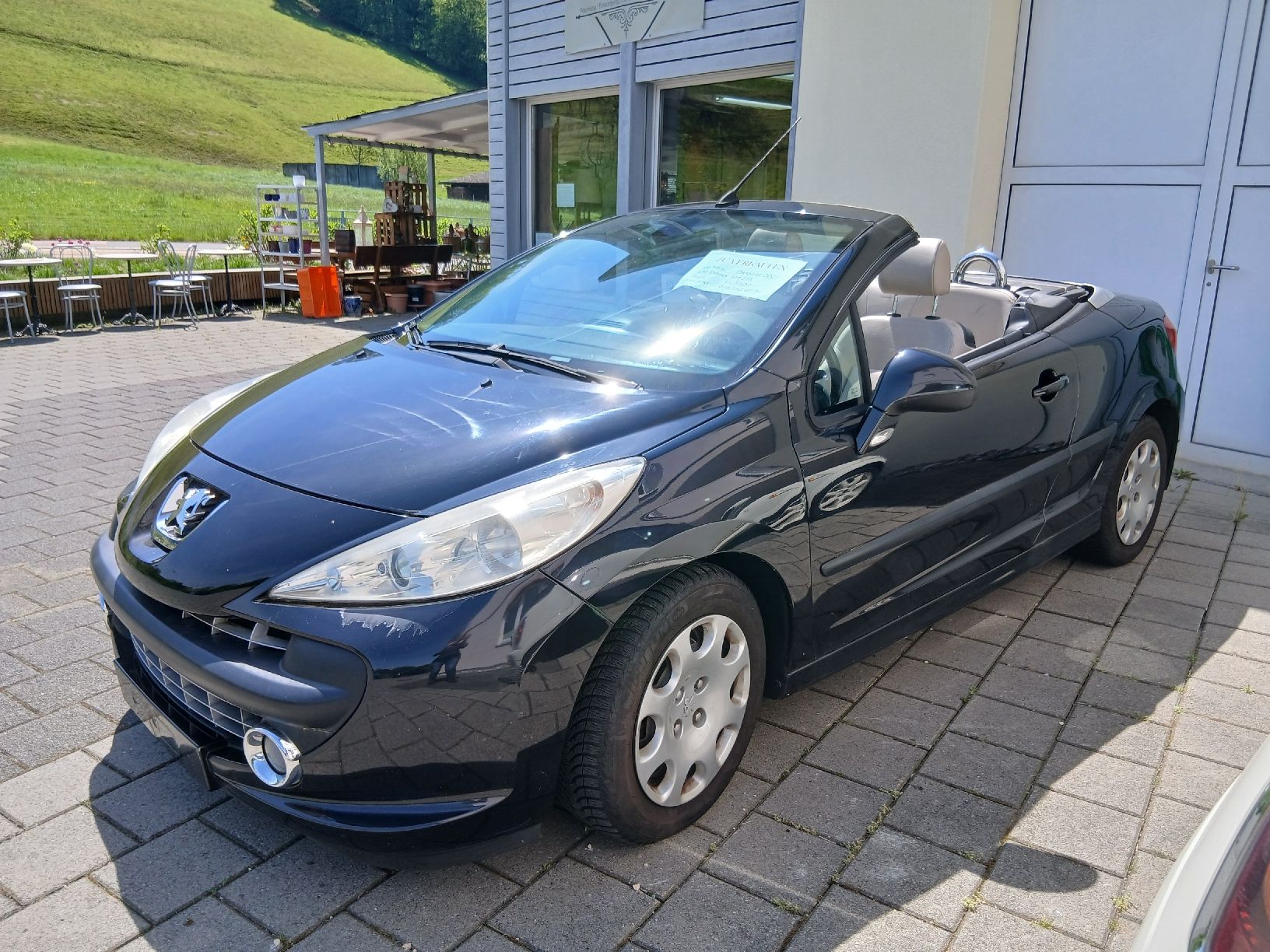 Peugeot Autos: Peugeot 207 CC 1.6i Turbo – Gebraucht aus Adligenswil von karinma 2