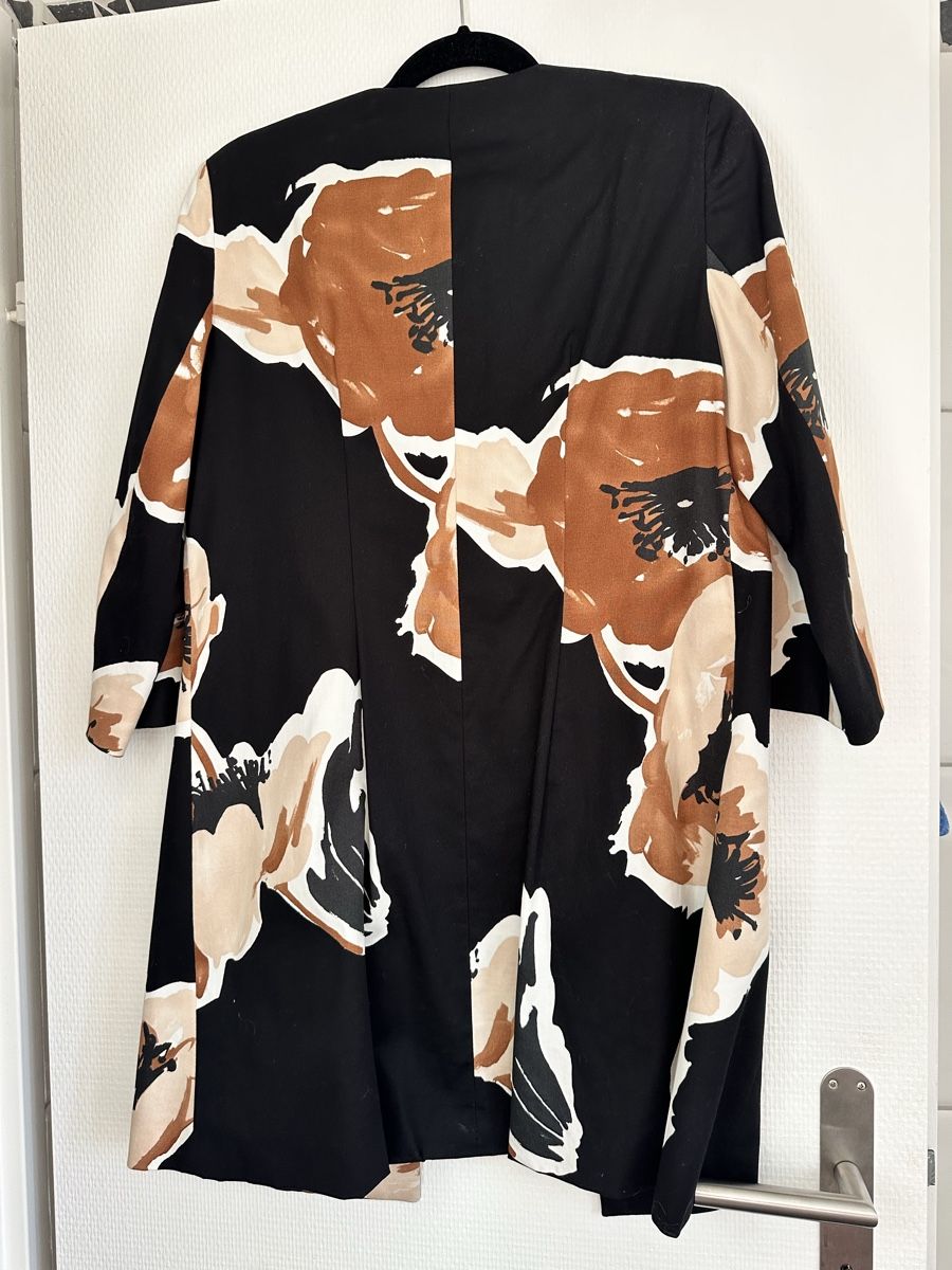 Max Mara Cappotti: Blazer Max Mara mit Blumenmuster - Grösse 38  – Usato da Lenzburg venduto da selabella 4