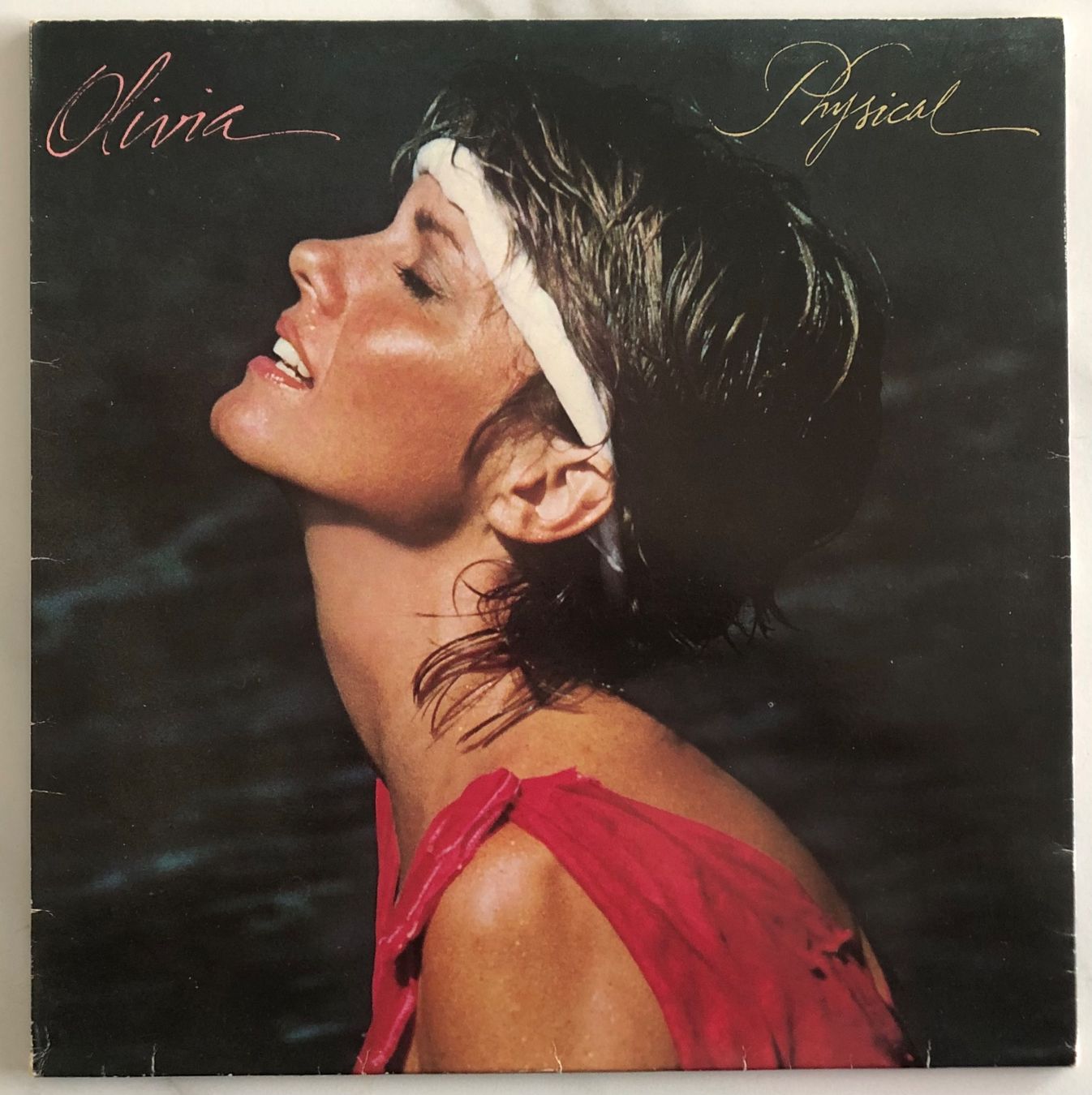 Dischi in vinile: OLIVIA NEWTON -JOHN - PHYSICAL – Usato da Poliez-Pittet venduto da Newtown-Records