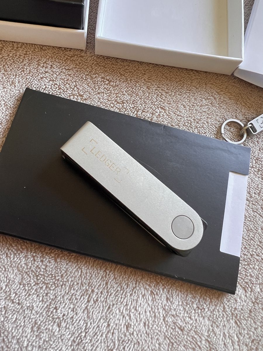 Ledger Coin Miner: Ledger Nano X - Krypto Hardware Wallet – Neu (gemäss Beschreibung) aus Neftenbach von naz_62ns 5