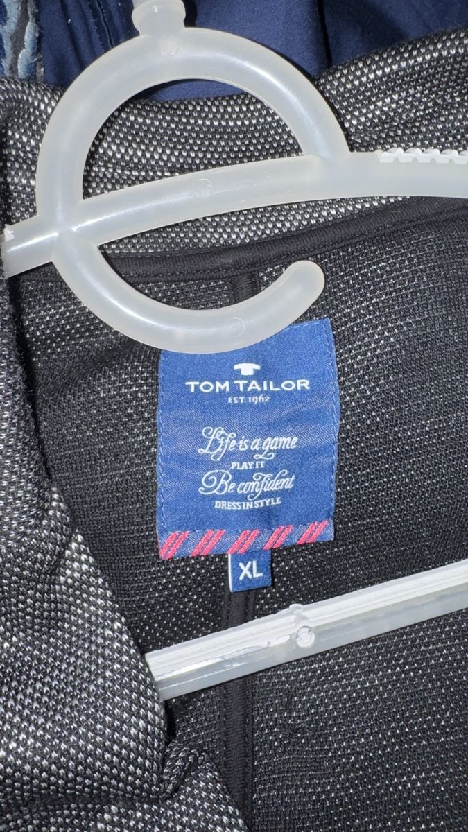 Tom Tailor Jacken: Tom Taylor Jacke, XL – Gebraucht aus Gümligen von morticiaaddams 2
