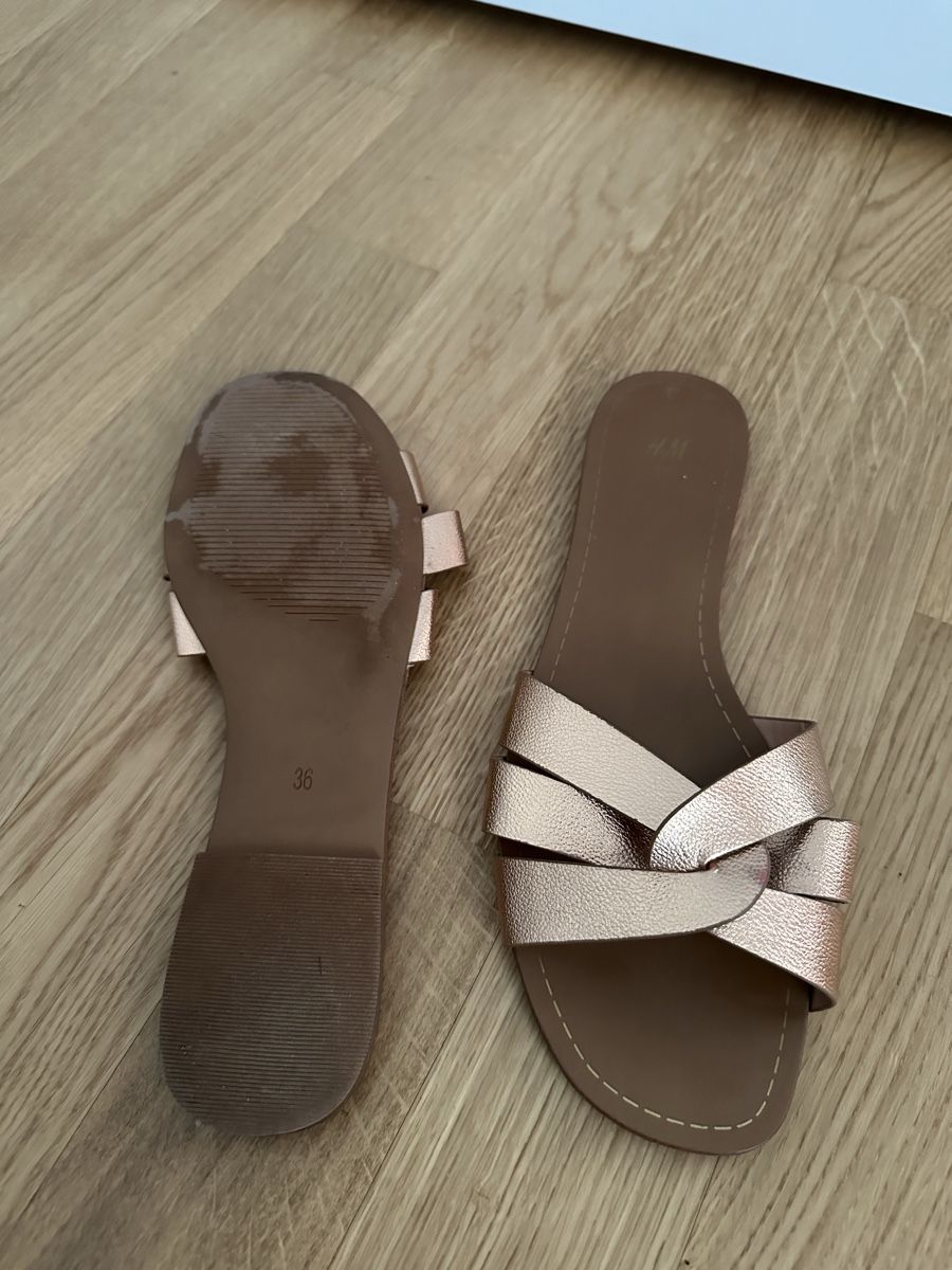 H&M Chaussures femmes: Sandale rosegold H&M Gr. 36 – D'occasion à Ermatingen par nic_x2tf 1