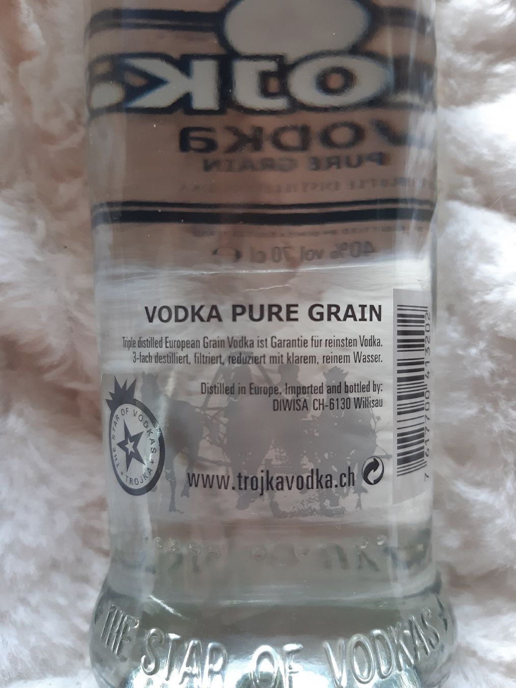 Trojka Spirituosen: Trojka Vodka Pure Grain – Neu (gemäss Beschreibung) aus Toffen von Gwunderegge77 1