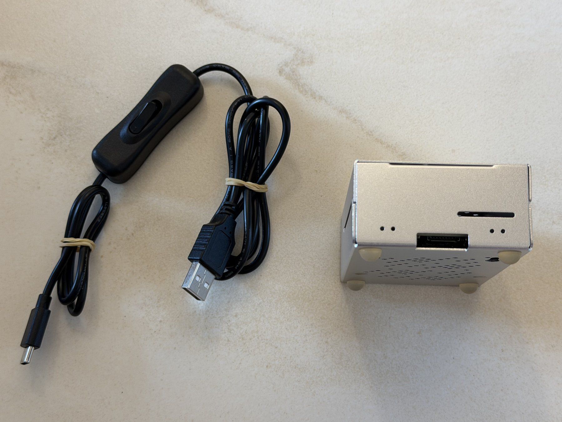 PC: radxa ROCK 4C+ | 4 GB RAM | Linux Mini-Server | Metallgehäus – Usato da Glarus venduto da walkerit 6