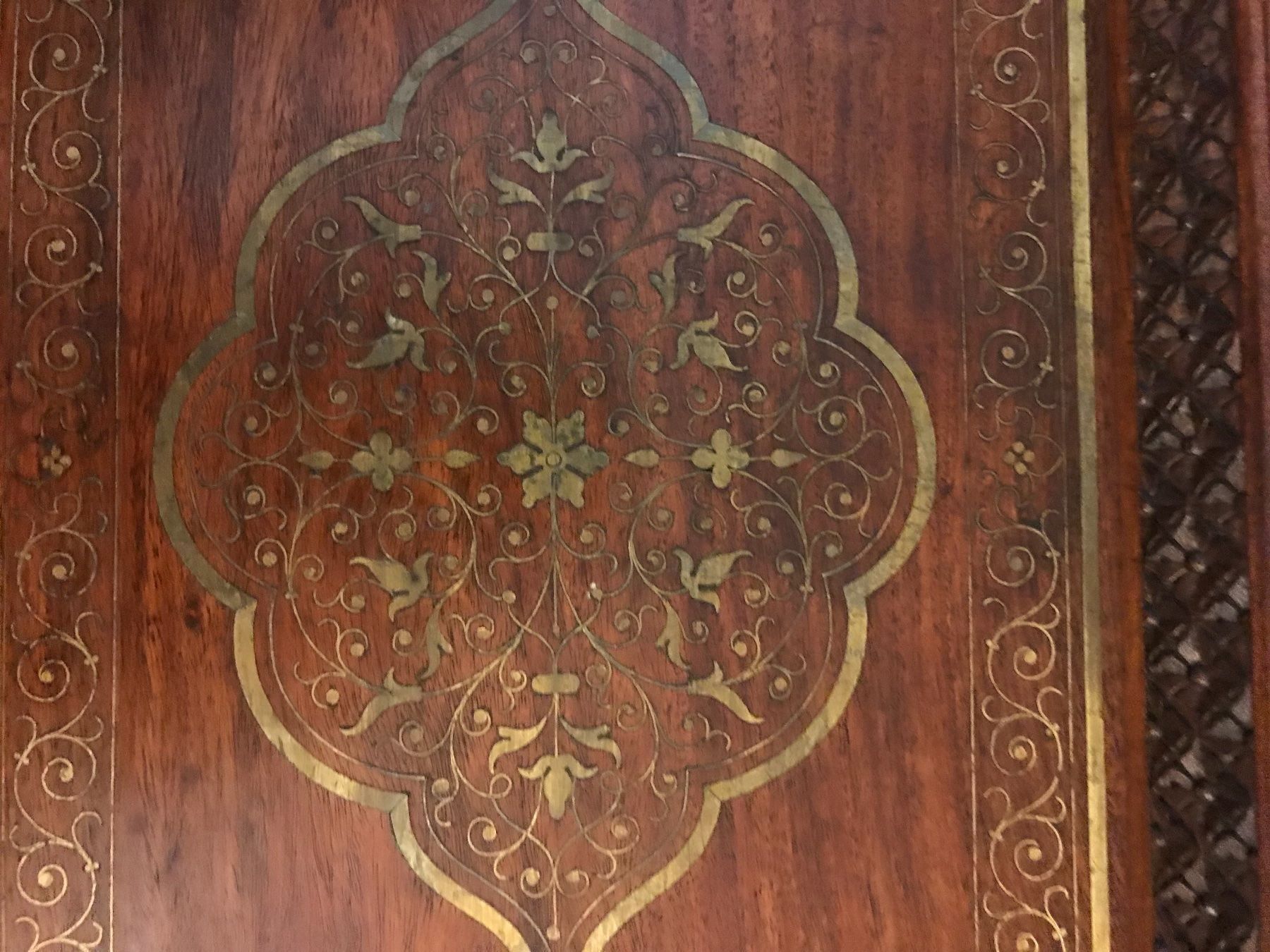 Articoli in legno: Tablett Servierbrett Einlegearbeit – Usato da Ennetmoos venduto da Tabakfrei 1