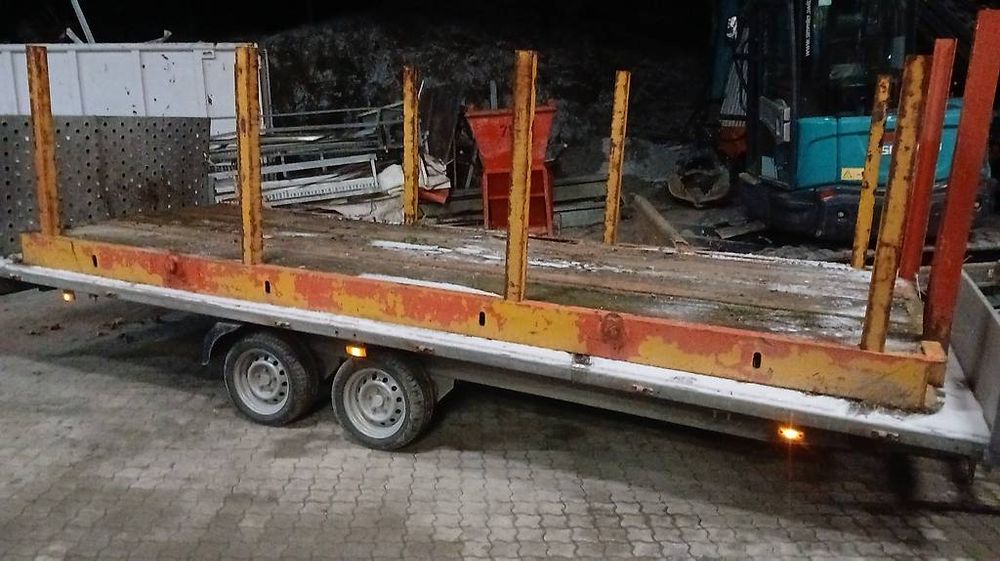 Welaki Rungen Pritsche platform (Gebraucht) in Safien Platz für CHF 950 ...