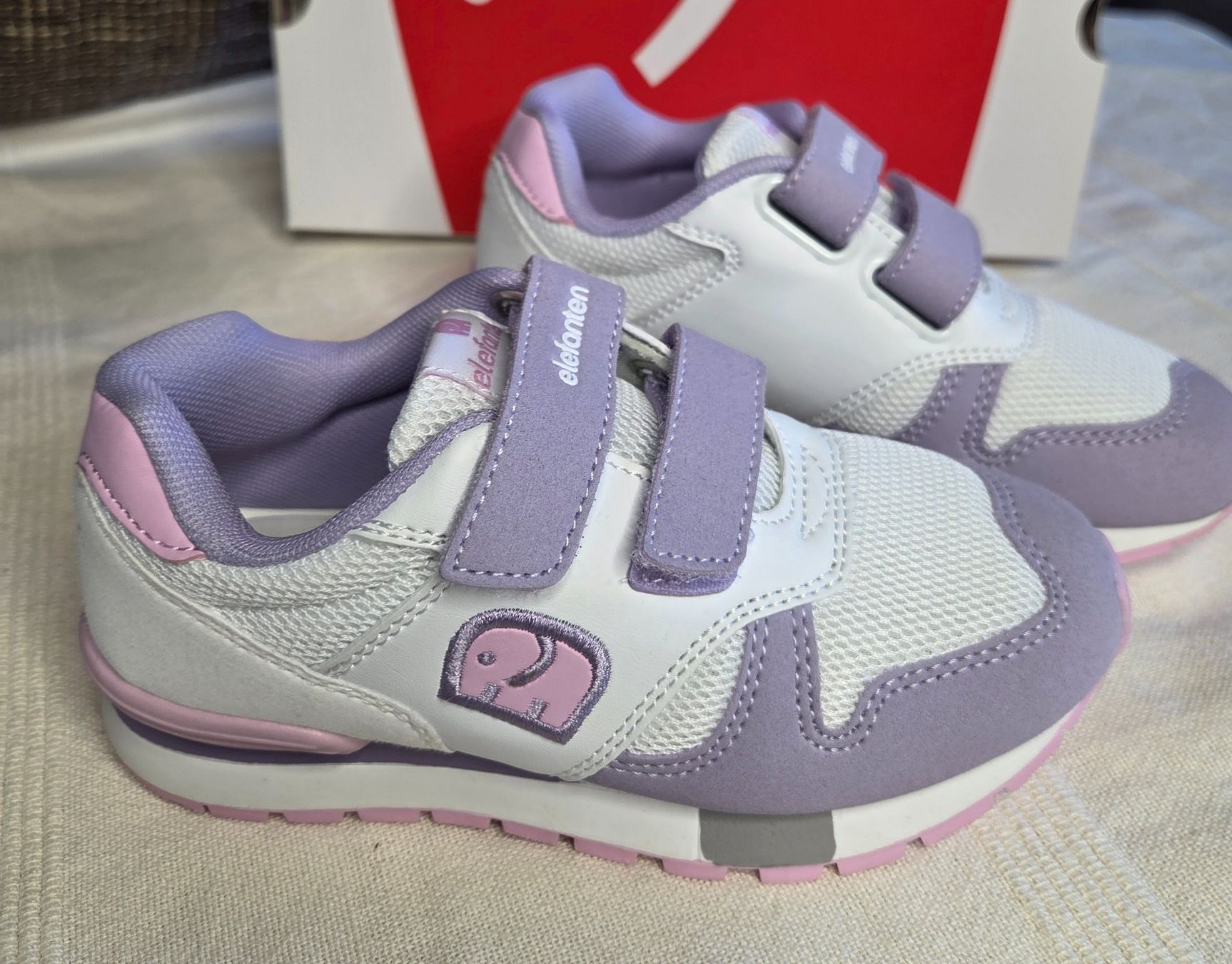 Elefanten Scarpe per ragazzi: Elefanten-Kinderturnschuhe – Nuovo e nell'imballaggio originale da Leissigen venduto da ali_k9v8