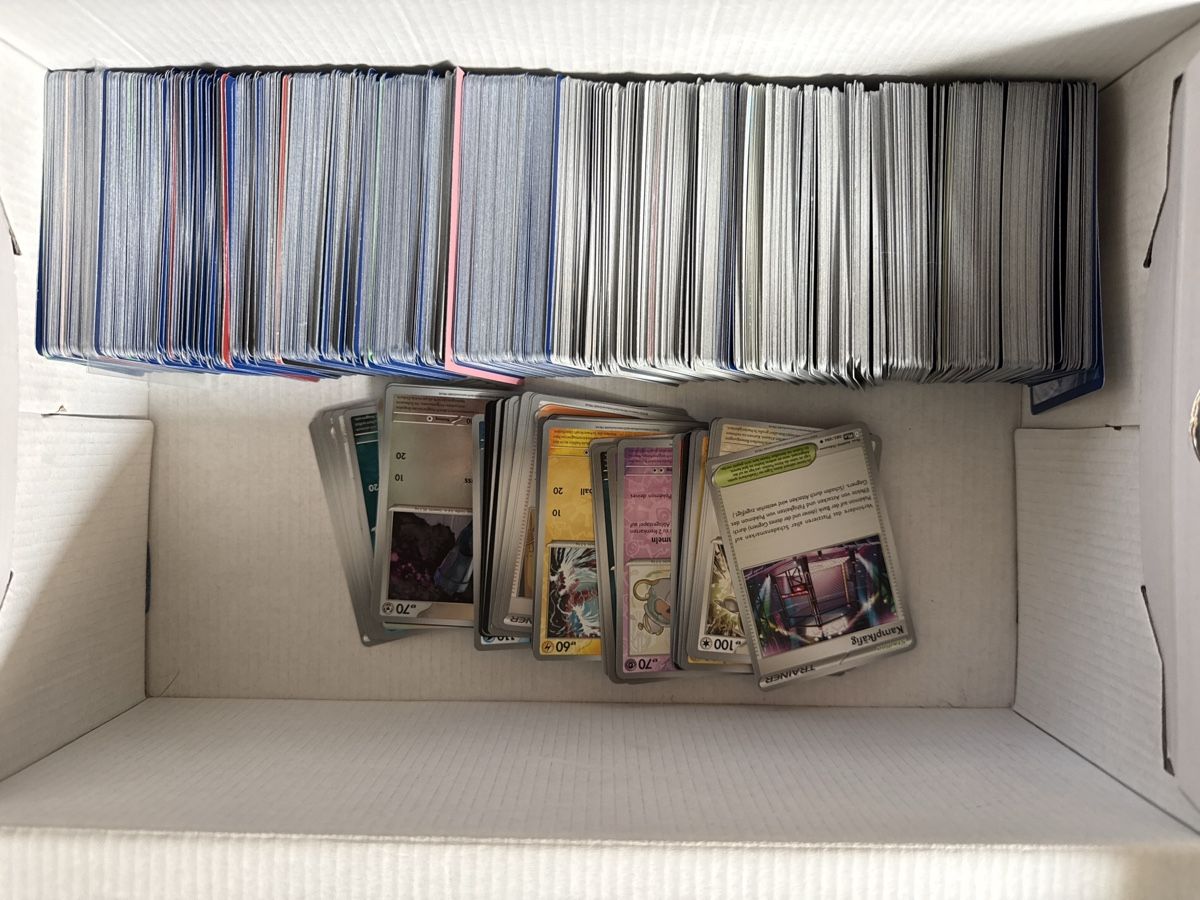 Pokémon Carte collezionabili: Halber Schuhkarton voll Bulk – Usato da Gümligen venduto da sin_g6sx 1