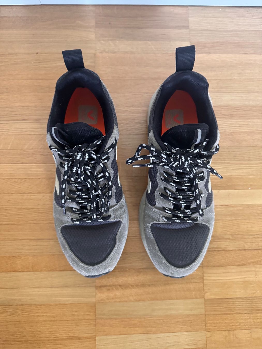 Veja Scarpe da donna: Veja Sneaker Gr. 39 – Usato da Zürich venduto da AnnaMariaSophia2023 1