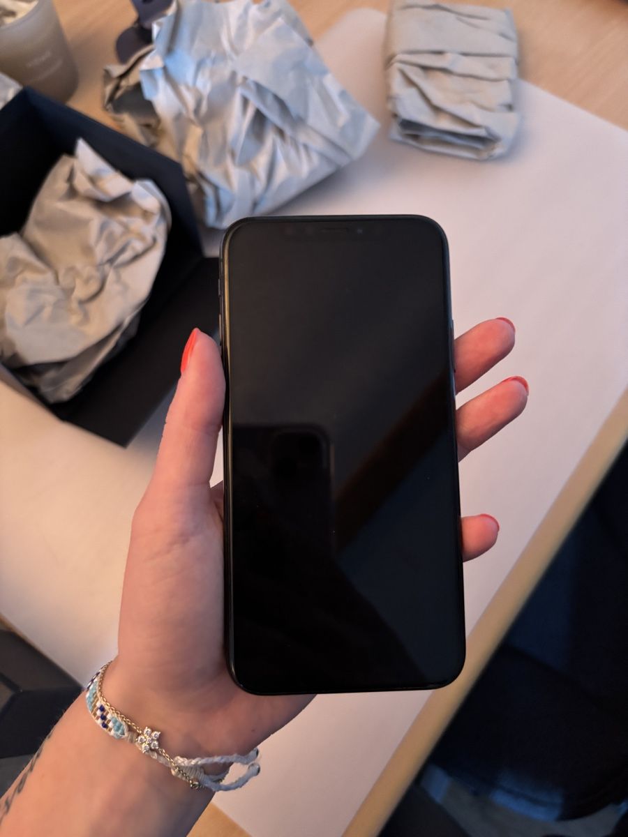 Apple Handys / Smartphones: iPhone XS schwarz  – Neu (gemäss Beschreibung) aus Horgen von stu_cjc8 9