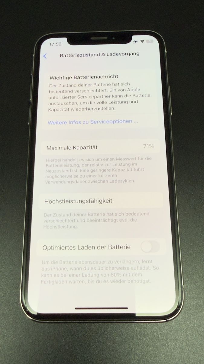 Apple Telefoni cellulari / Smartphones: Apple iPhone X 64GB Silber inkl. Hülle – Usato da Brugg AG venduto da Immerallesguet 3