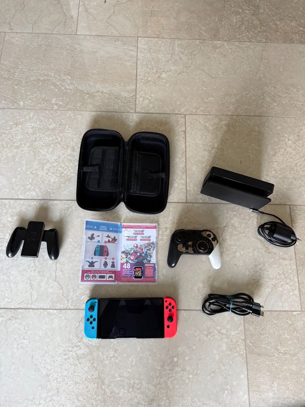Nintendo Console: Nintendo Switch OLED – Usato da Stallikon venduto da son_6m69 1