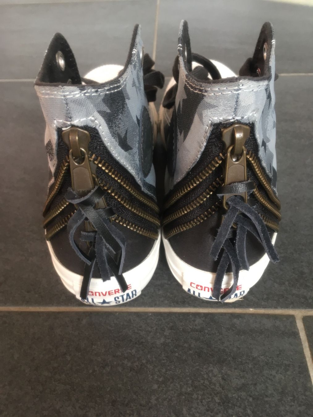 Converse Damenschuhe: Converse All Star Sneakers, Gr. 36 – Gebraucht aus Schlieren von cotopaxi06 2