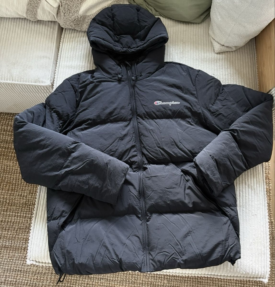Champion Giacche: schwarze Winterjacke Champion  – Nuovo (secondo la descrizione) da Koblenz venduto da sam9et_