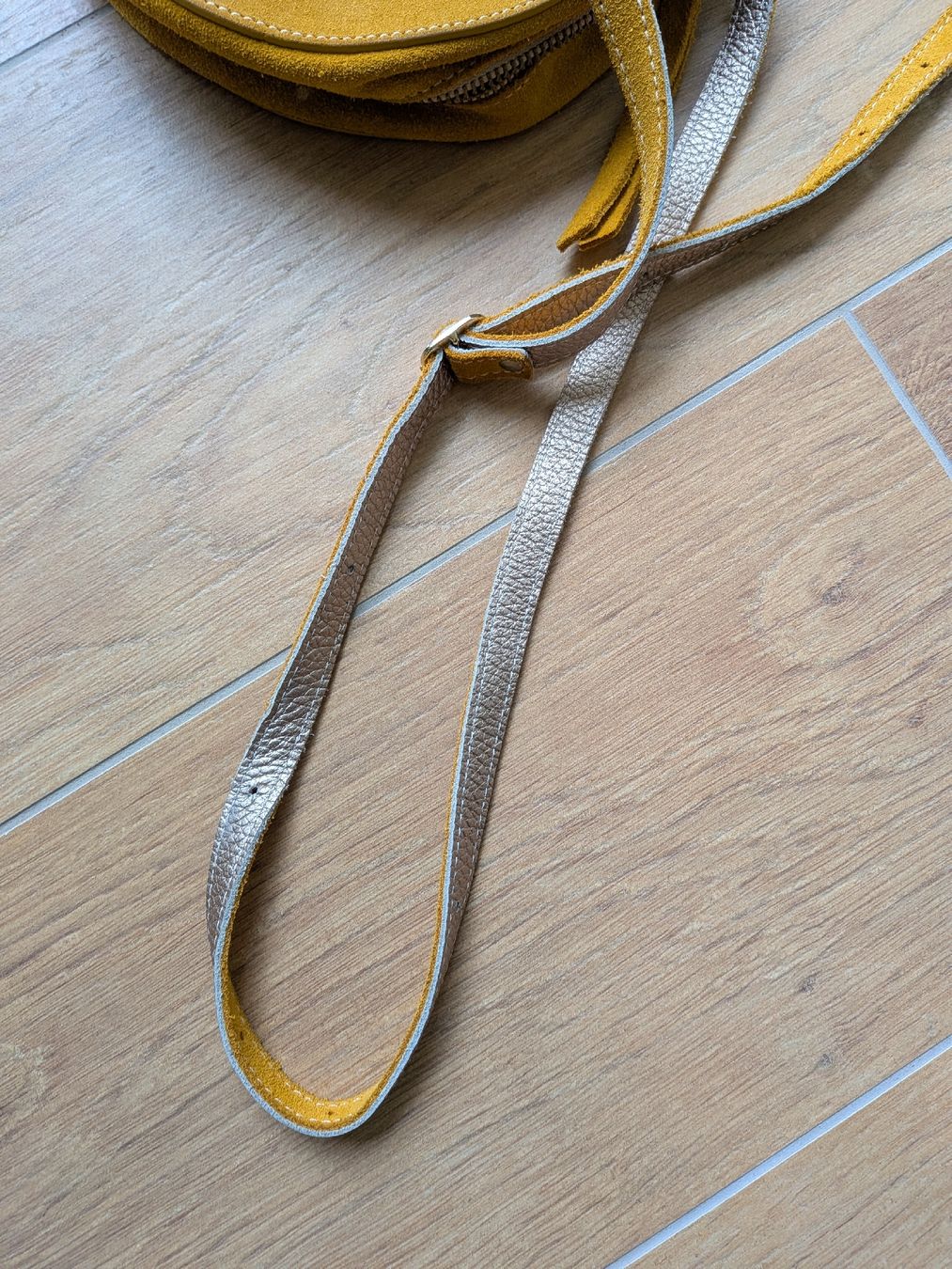 Borse da donna: Ann Kurz Tasche Wildleder – Usato da Eschenbach SG venduto da SanFranciscoCalifornia 4