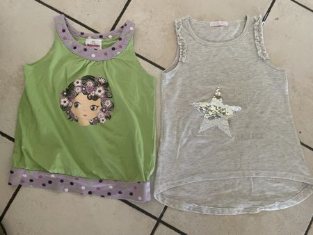 2 süsse Mädchen Tanktops Grösse 128 top Zustand