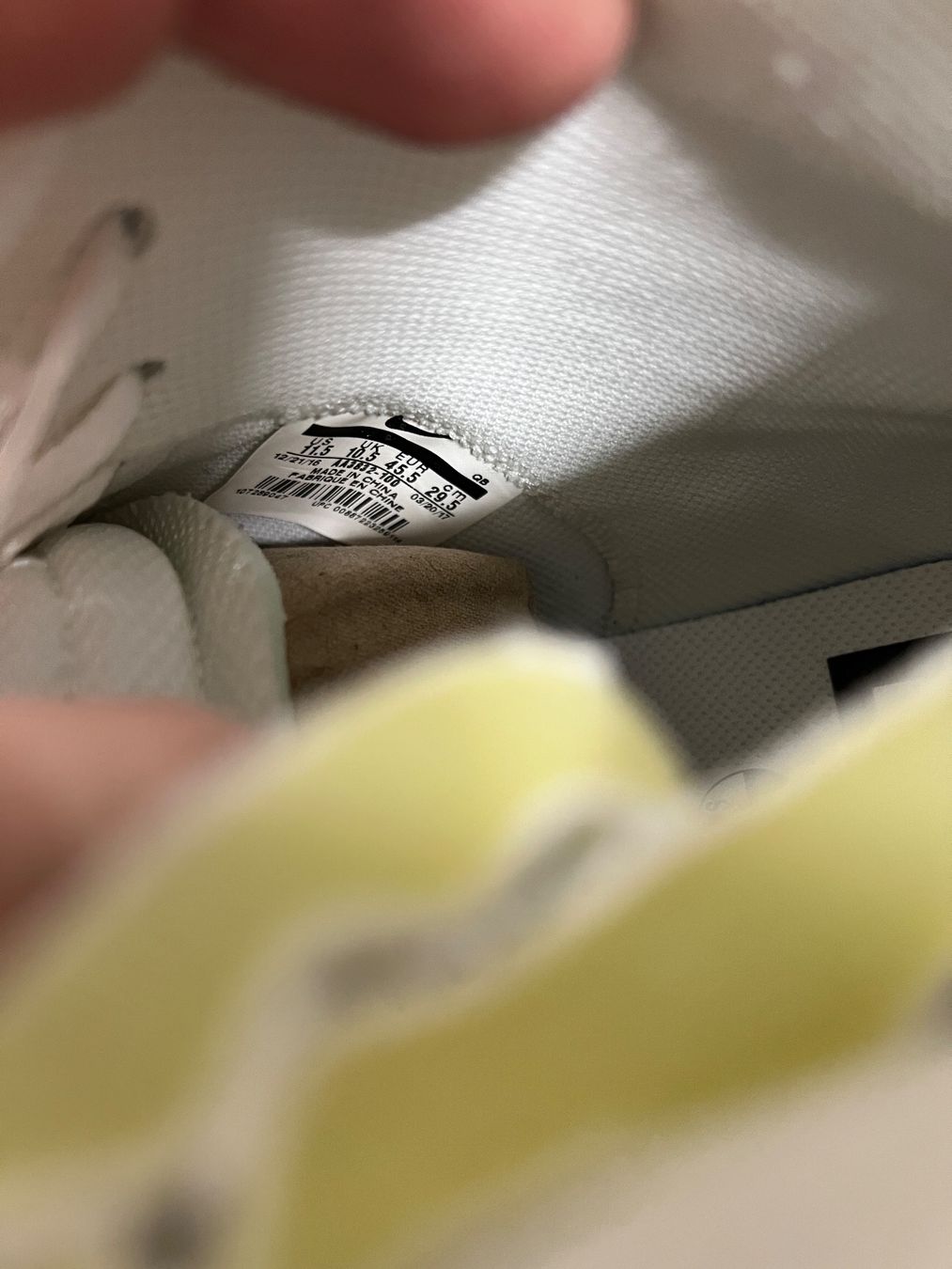 Nike Scarpe da uomo: Nike Blazer Mid Off-White - EU 45.5 – Nuovo e nell'imballaggio originale da Bern venduto da ElevenFive 8