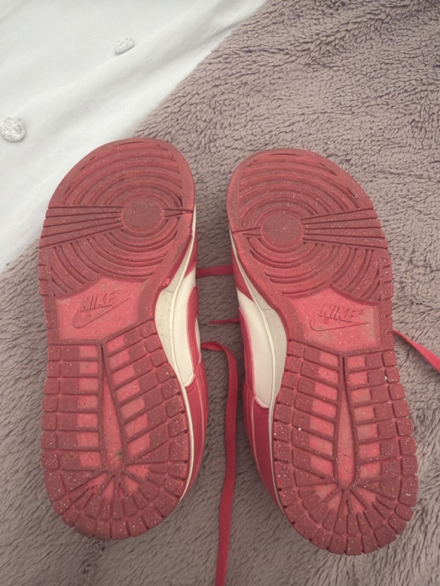 Nike Damenschuhe: nike dunk pink – Gebraucht aus Sion von tatiana.1508 3