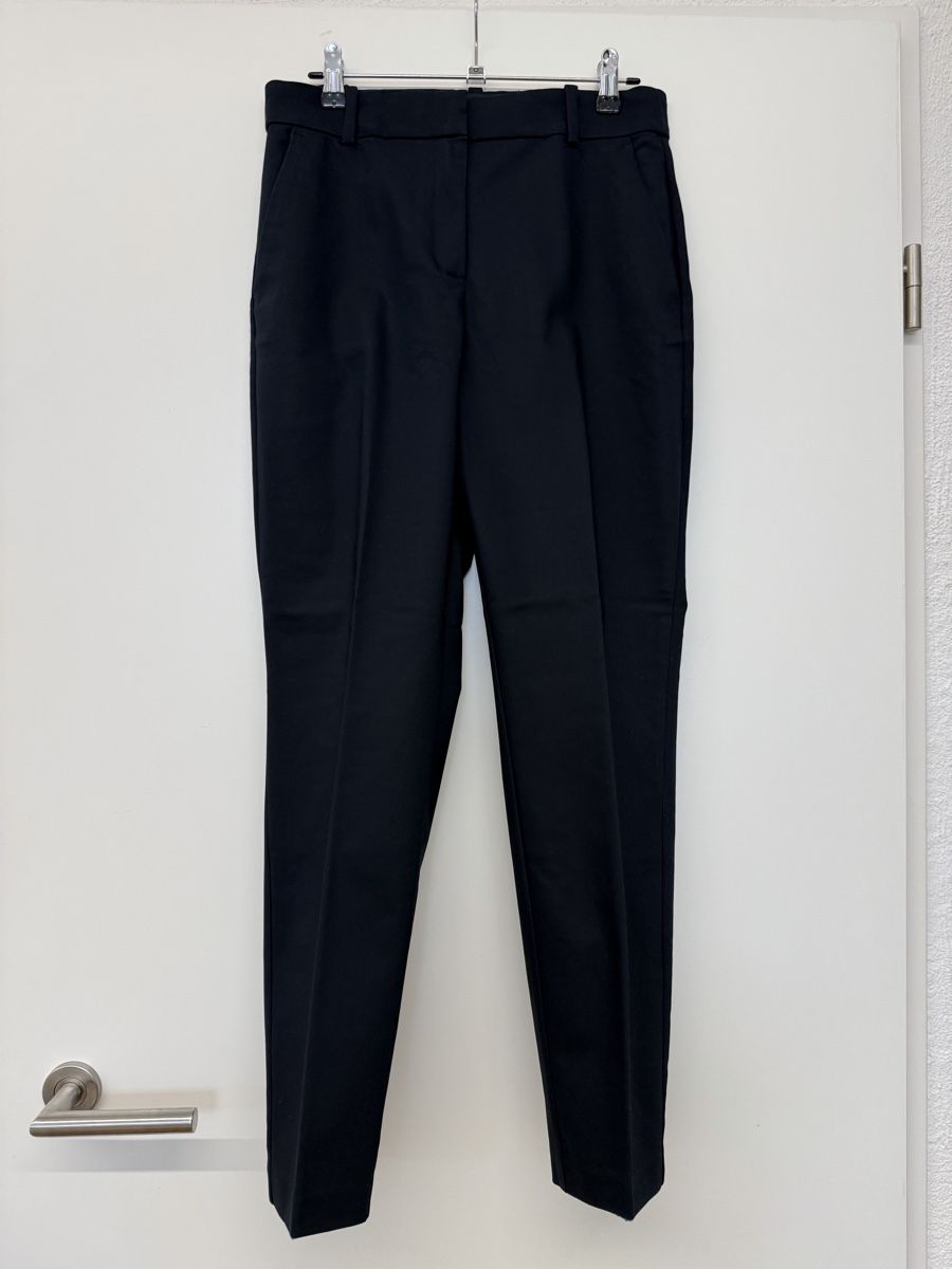 H&M Hosen: Chinohose Damen dunkelblau – Gebraucht aus Stäfa von alyssa.bgl 1