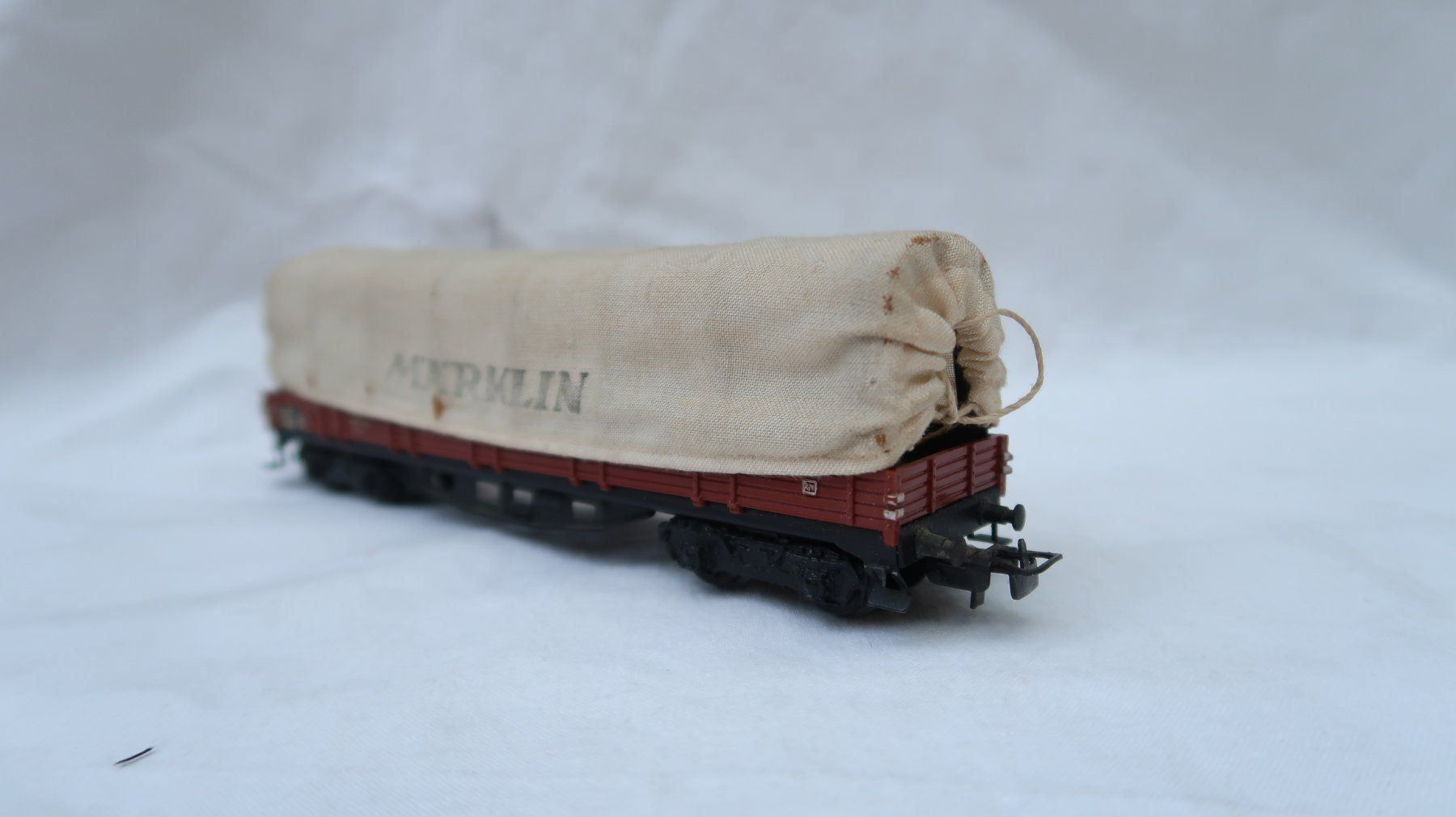 Märklin Modellini di ferrovie: MÄRKLIN Planen-Güterwagen (3) – Usato da Muttenz venduto da Laeckerlihamschter 6