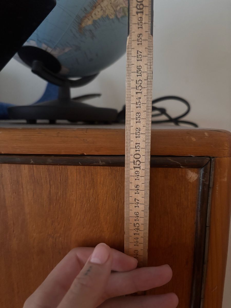 Armadi: Massiver Holzschrank, Mid Century – Usato da Zürich venduto da NuriaSophie 4