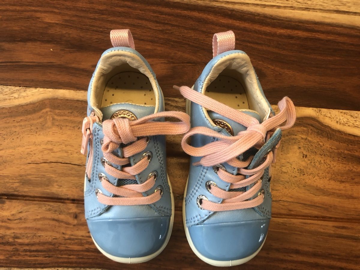 Ecco Scarpe per ragazzi: Schuhe Kinder Gr. 20 von Ecco – Nuovo (secondo la descrizione) da Weiningen ZH venduto da wunderkaro 1