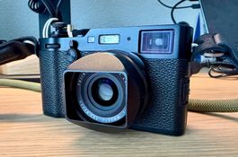 Fujifilm X100F schwarz - OVP - guter Zustand
