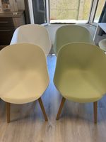 Quatre chaises design modernes Dina de chez livique