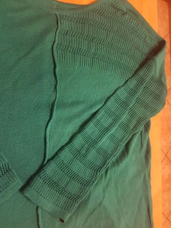 Pull taille L marque Miss Captain