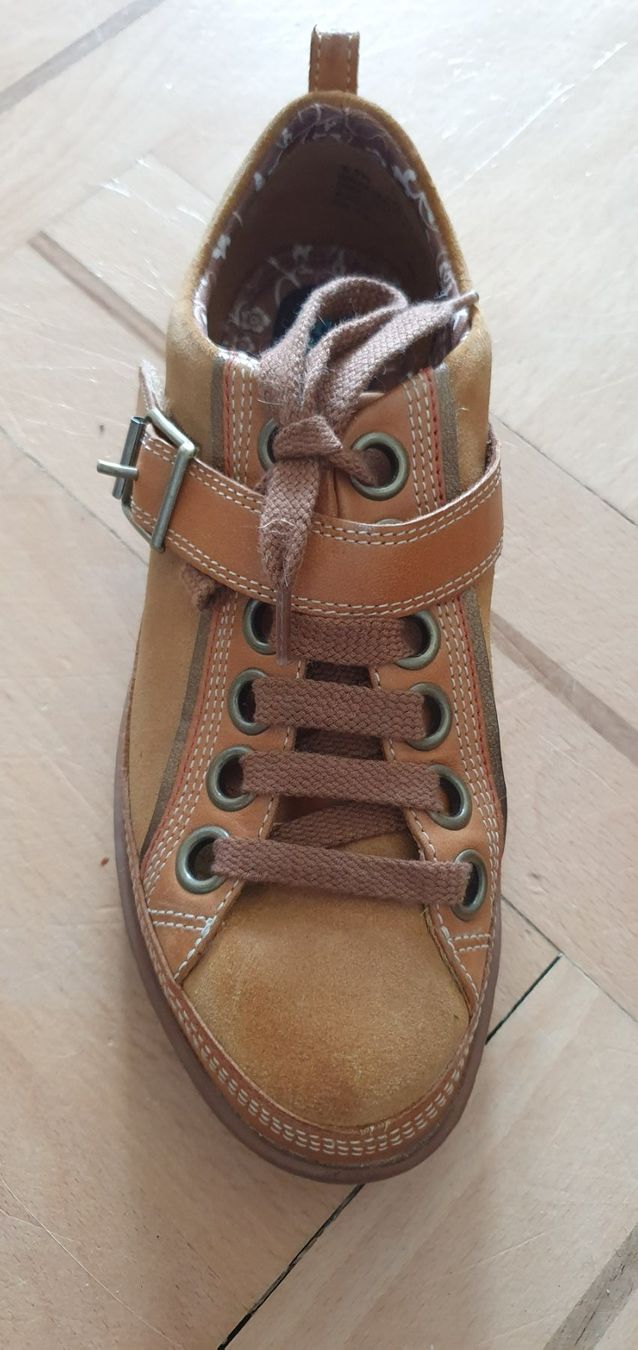 Timberland Scarpe da donna: Timberland Sneaker Wildleder Hellbraun Gr. 36 – Nuovo (secondo la descrizione) da St. Gallen venduto da rid_2fs2 3