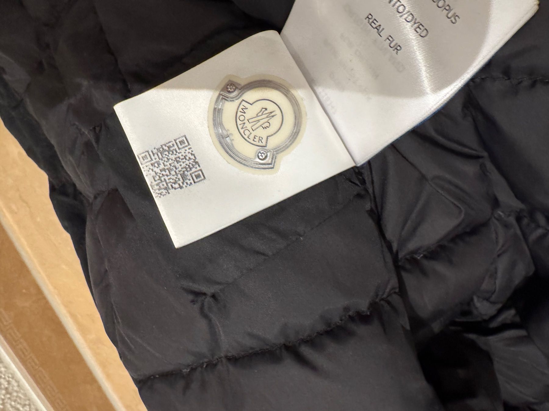 Moncler Cappotti: Moncler Aredhel Giubbotto Mantel mit DIST, Grösse 2 – Usato da Klingnau venduto da Markus14 6