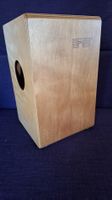 Cajon Schlaginstrument aus Holz; 40x30x30cm
